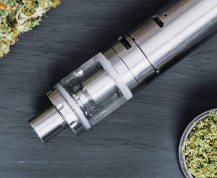 Exploring the Safety and Legality of THC Vape Products: A Comprehensive Guide